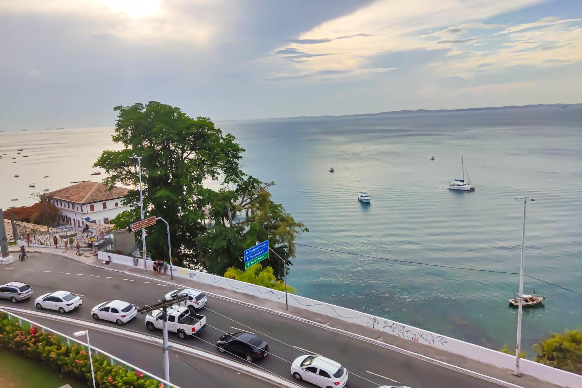 Cloc Marina Vista Mar P/ A Baia De Todos Os Santos Διαμέρισμα Σαλβαντόρ Εξωτερικό φωτογραφία